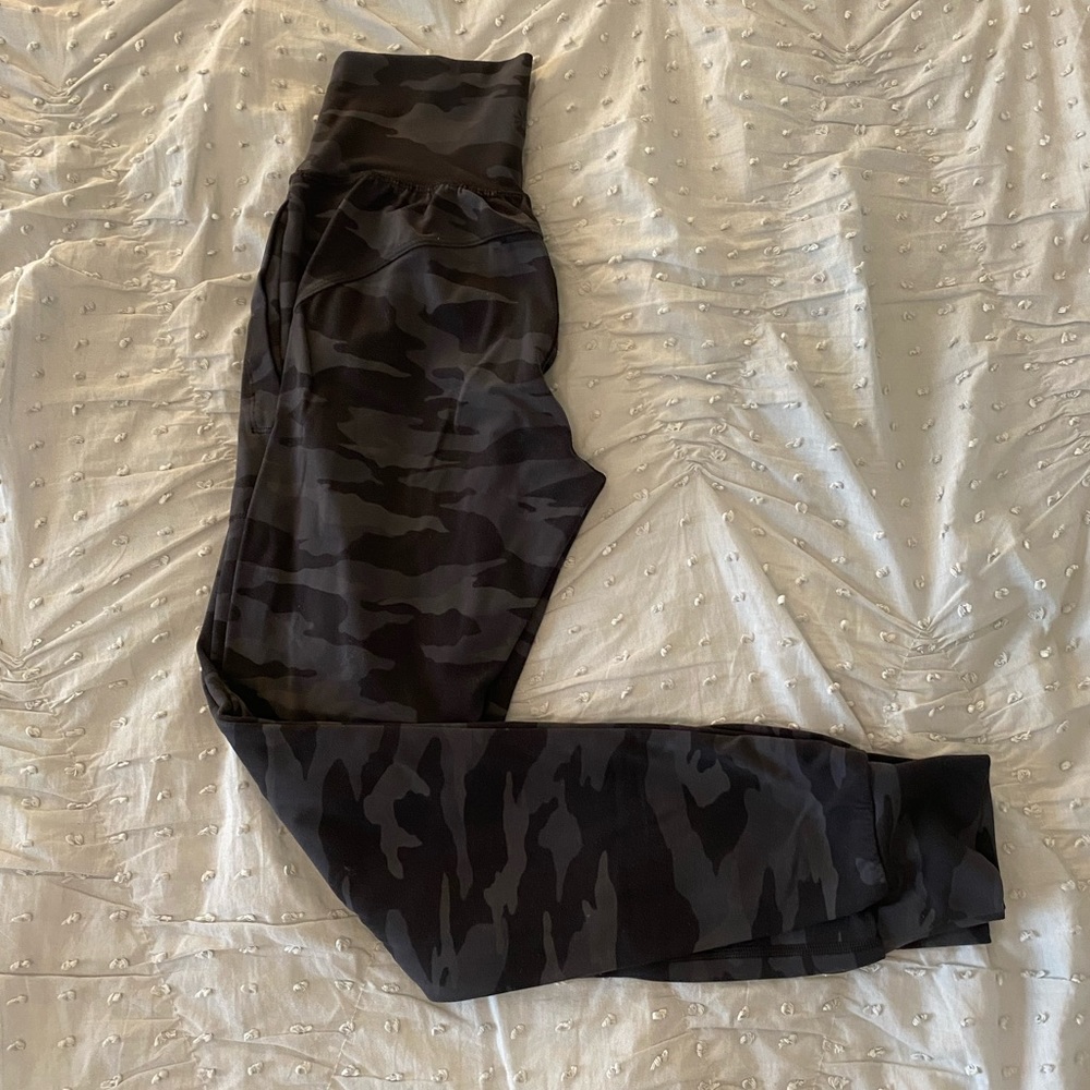 Athleta Womens XXS Camo Salutation Joggers